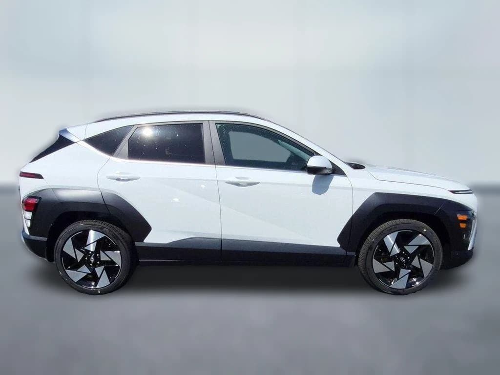 Hyundai Kona Limited FWD 2026 — side view