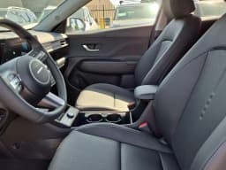 Hyundai Kona Limited FWD 2026 — side view