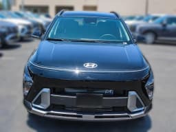 Hyundai Kona Limited FWD 2026 — side view