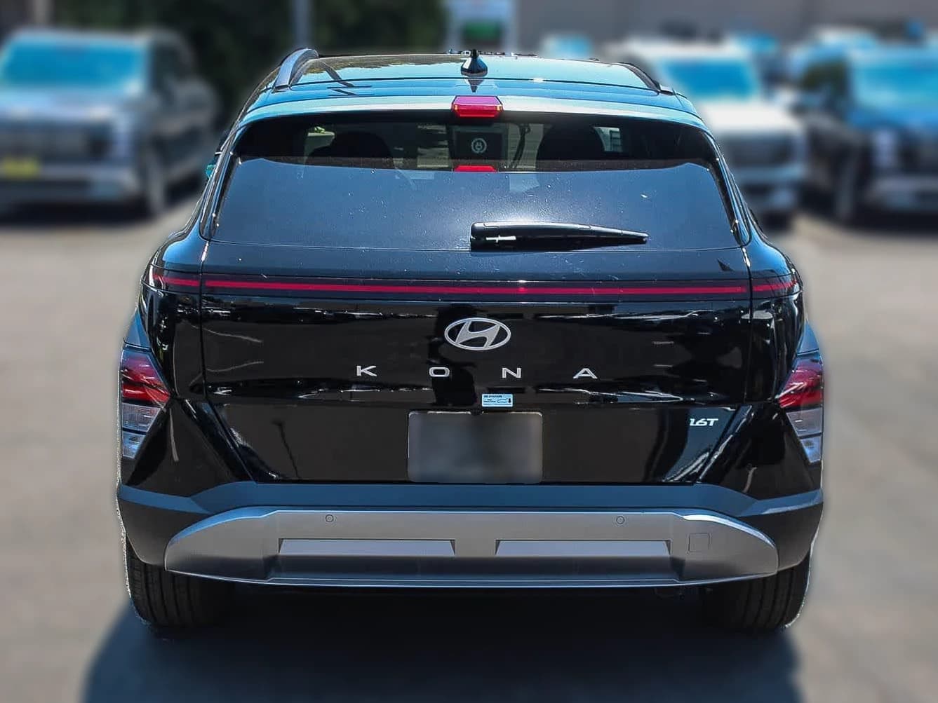 Hyundai Kona Limited FWD 2026 — side view