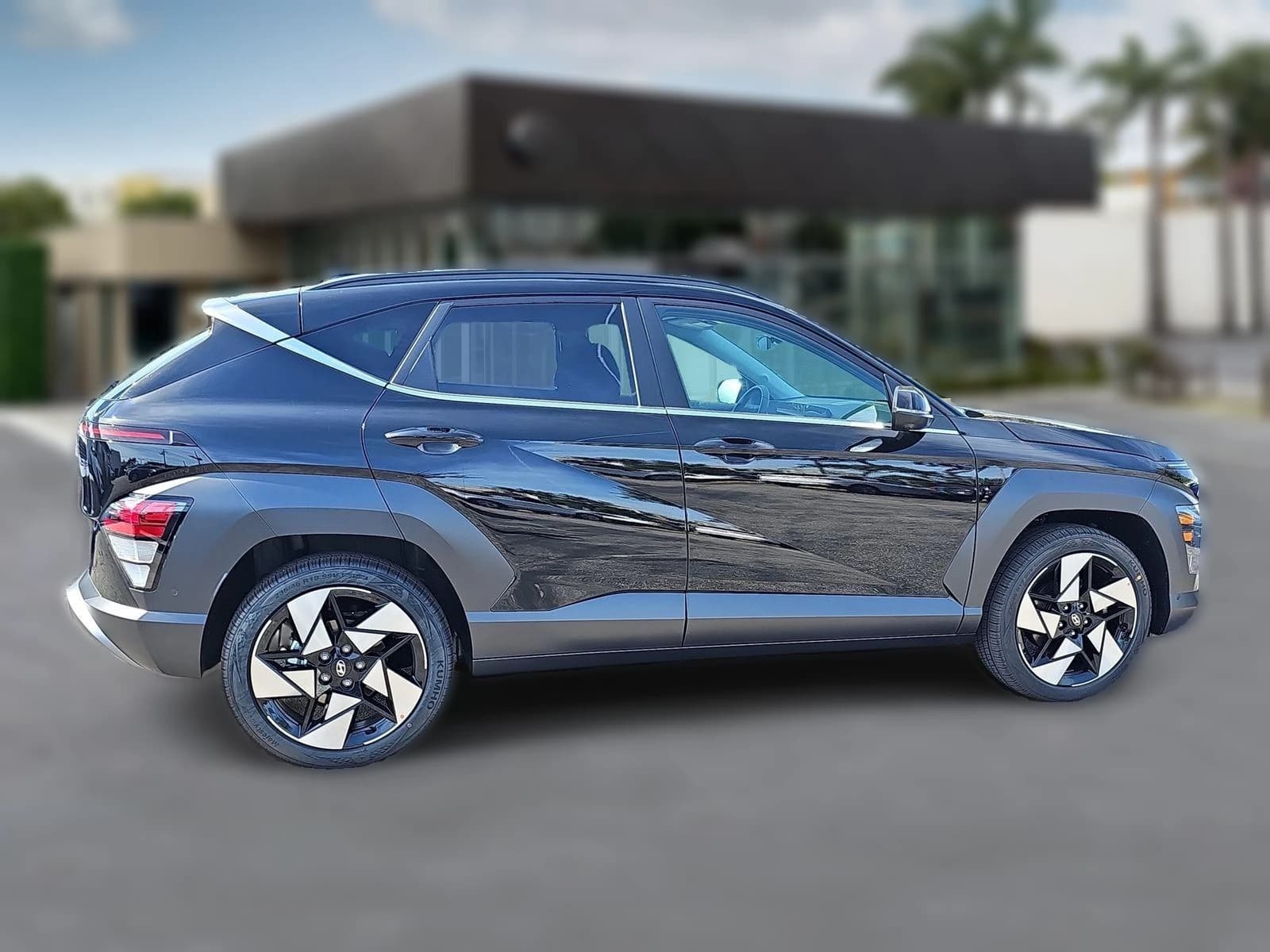 Hyundai Kona Limited FWD 2026 — side view