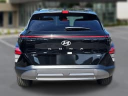 Hyundai Kona Limited FWD 2026 — side view