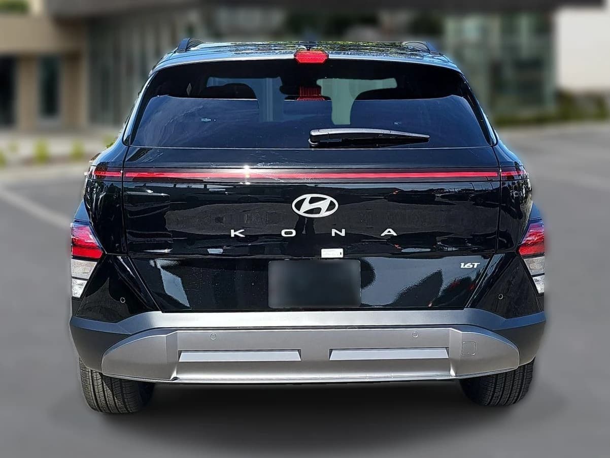 Hyundai Kona Limited FWD 2026 — side view