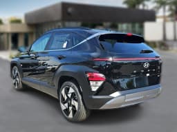 Hyundai Kona Limited FWD 2026 — side view
