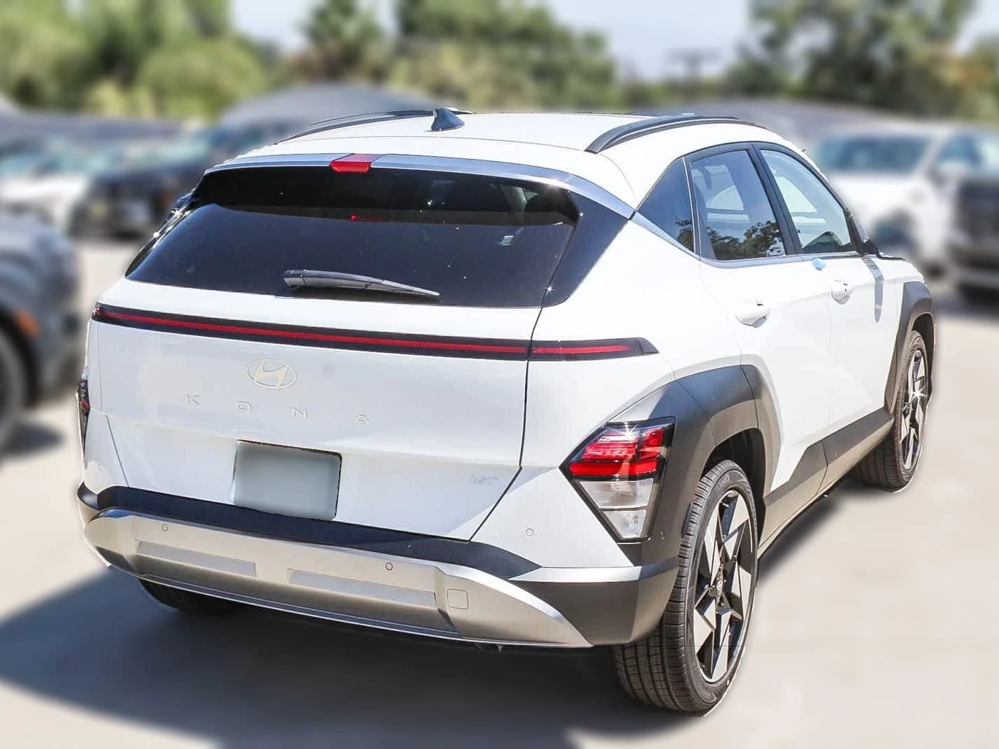 Hyundai Kona Limited FWD 2027 — side view