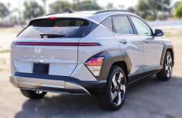 Hyundai Kona Limited FWD 2026 — side view