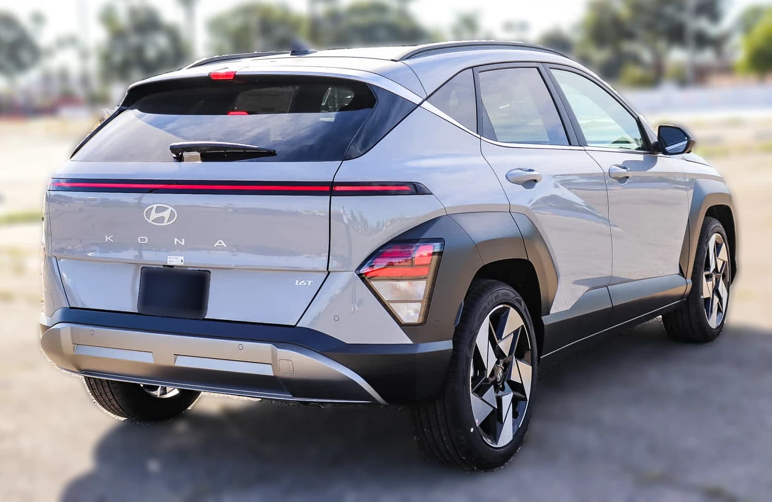 Hyundai Kona Limited FWD 2026 — side view