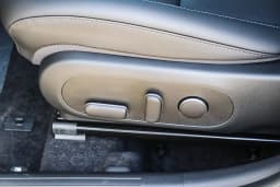 Hyundai Kona Limited FWD 2026 — side view