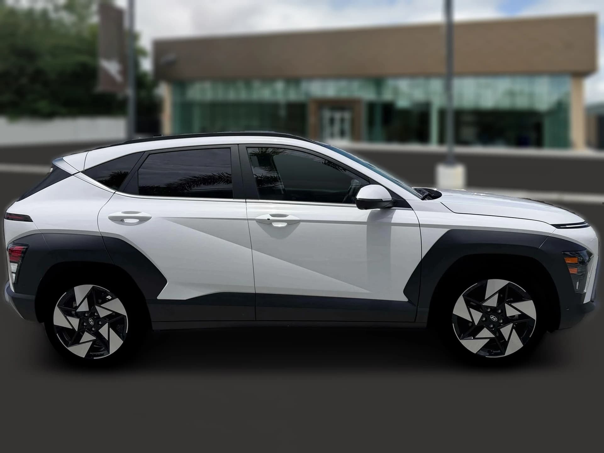 Hyundai Kona Limited AWD 2026 — side view