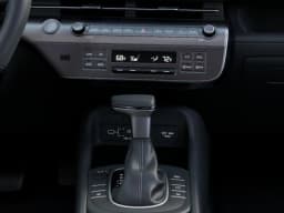 Hyundai Kona SEL Sport FWD 2026 — side view