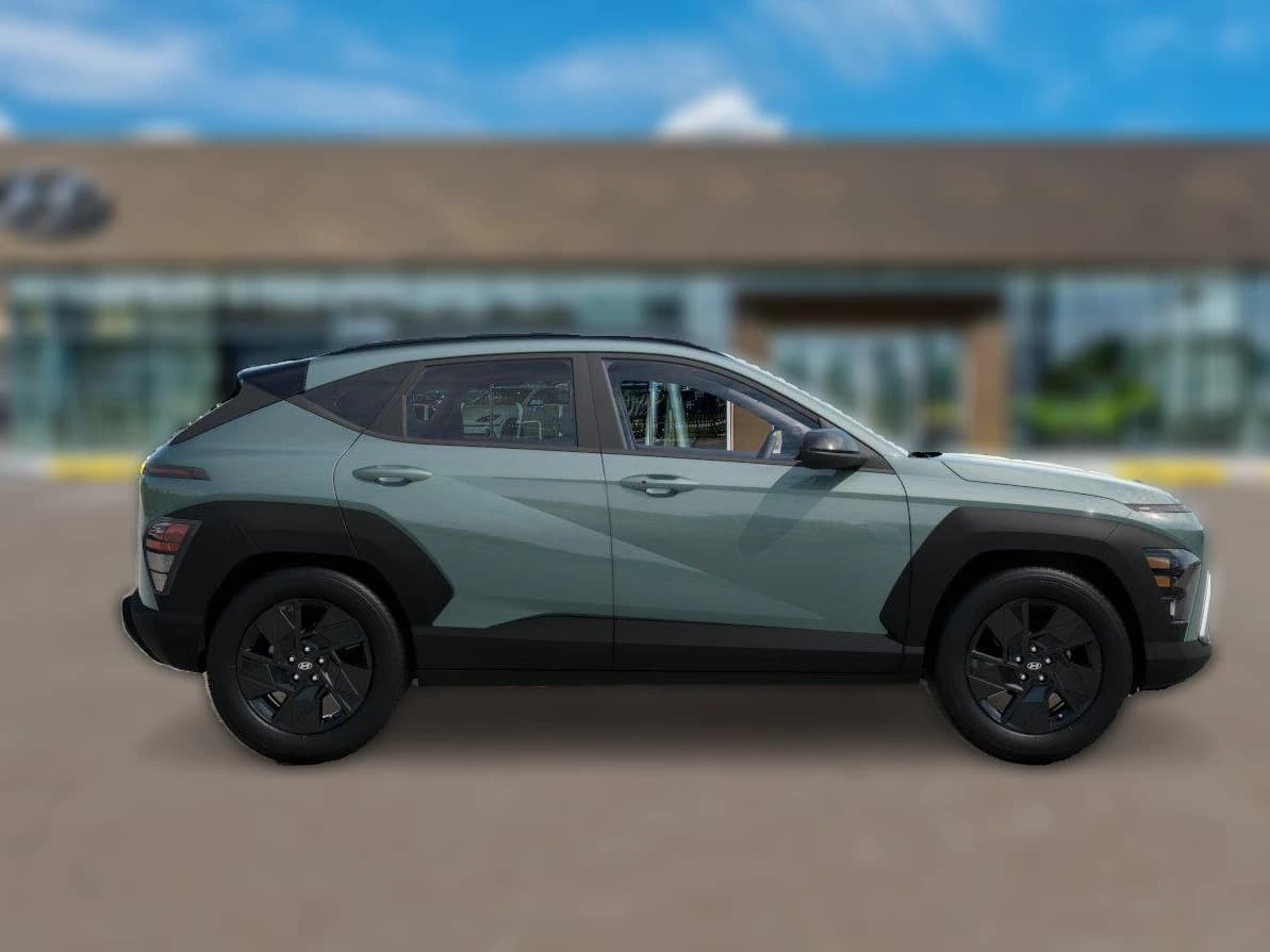 Hyundai Kona SEL Sport FWD 2027 — side view