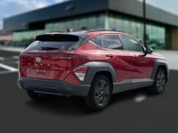 Hyundai Kona SEL Sport FWD 2027 — side view