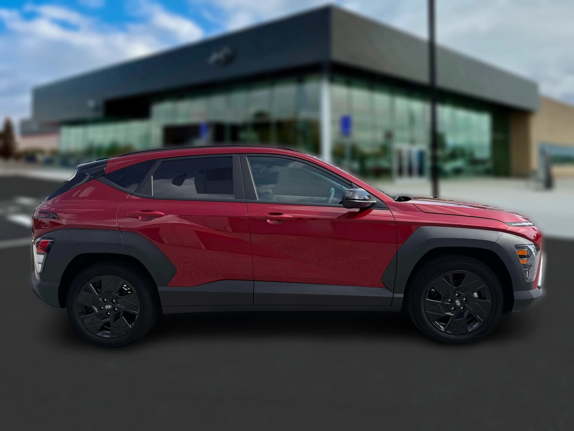 Hyundai Kona SEL Sport FWD 2027 — side view