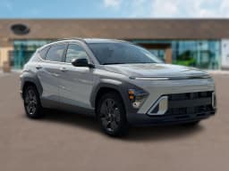 Hyundai Kona SEL Sport FWD 2027 — side view