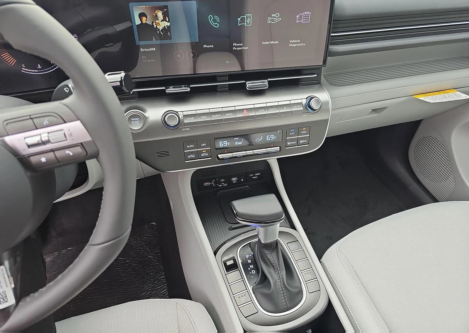 Hyundai Kona SEL Sport FWD 2026 — side view