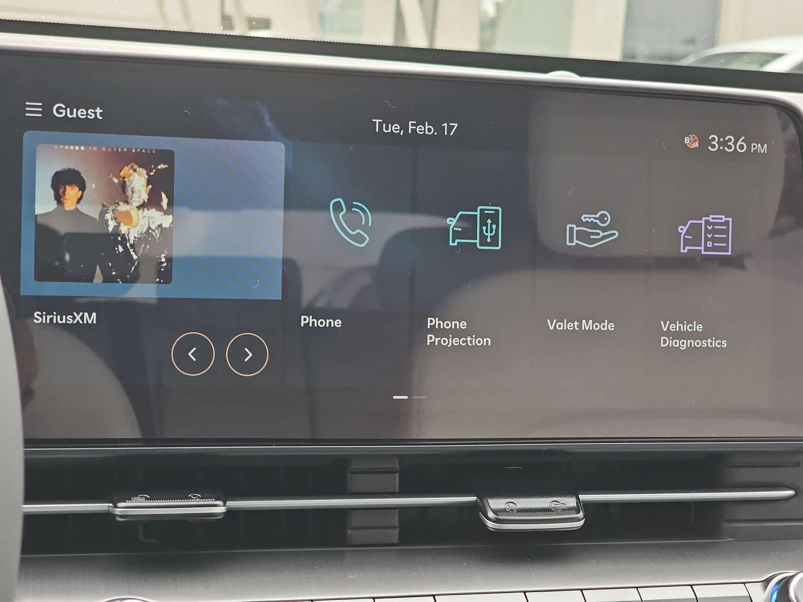 Hyundai Kona SEL Sport FWD 2026 — side view