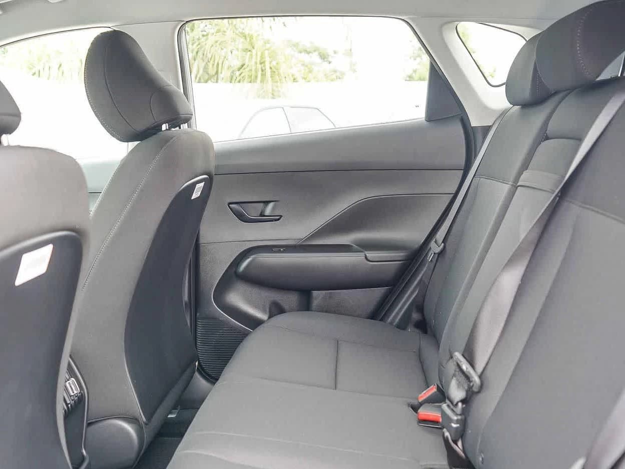 Hyundai Kona SEL Sport FWD 2026 — side view