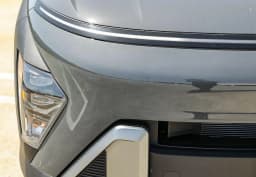 Hyundai Kona SEL Sport FWD 2027 — side view