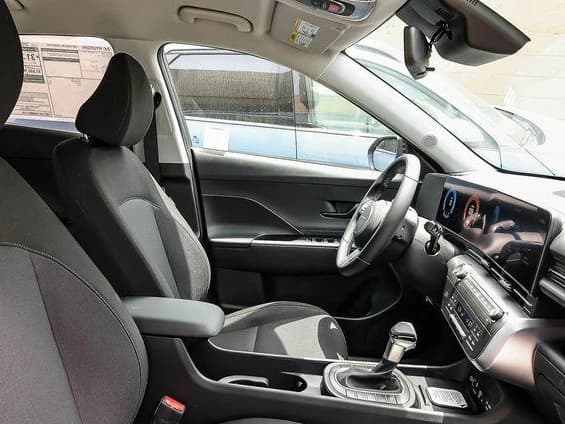 Hyundai Kona SEL Sport FWD 2027 — side view