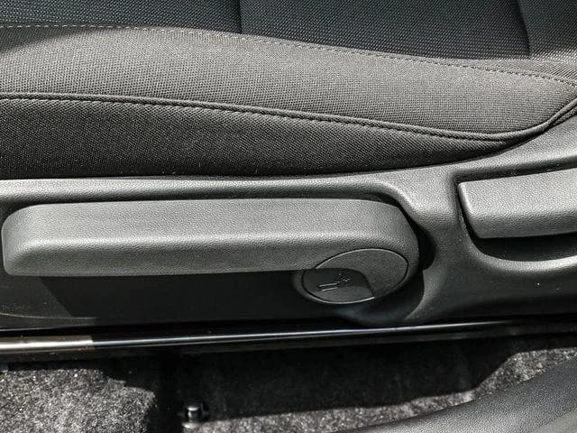 Hyundai Kona SEL Sport FWD 2027 — side view