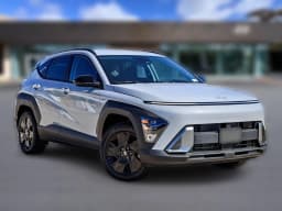 Hyundai Kona SEL Sport FWD 2027 — side view