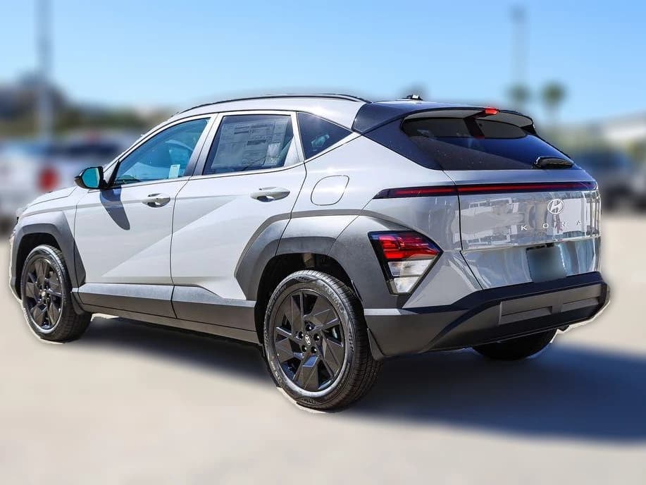 Hyundai Kona SEL Sport FWD 2027 — side view