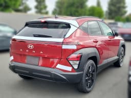 Hyundai Kona SEL Sport FWD 2027 — side view