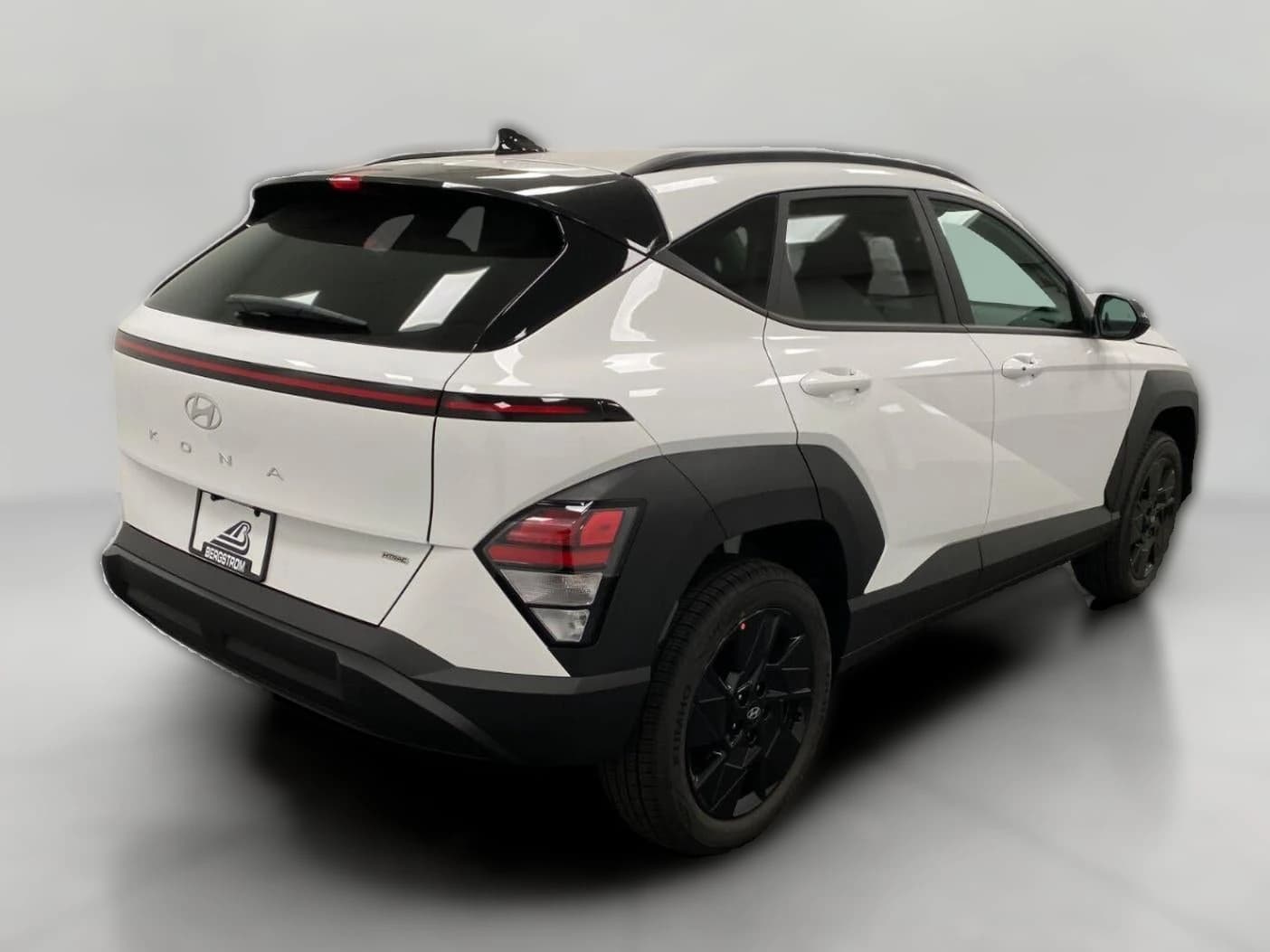 Hyundai Kona SEL Sport AWD 2027 — side view