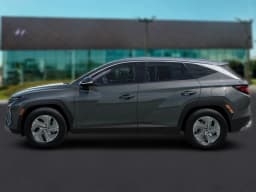 Hyundai Tucson Hybrid SE FWD 2026 — side view
