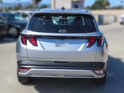 Hyundai Tucson Hybrid SE FWD 2026 — side view