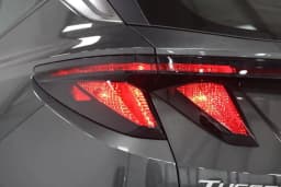 Hyundai Tucson Hybrid SE FWD 2026 — side view