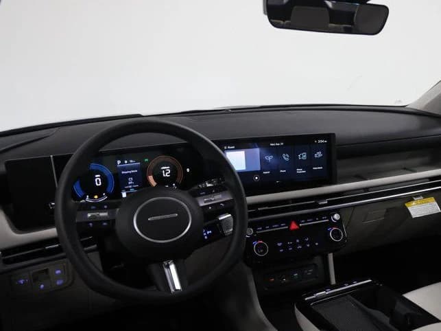 Hyundai Tucson Hybrid SE FWD 2026 — side view