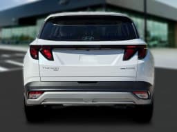 Hyundai Tucson Hybrid Blue SE AWD 2026 — side view