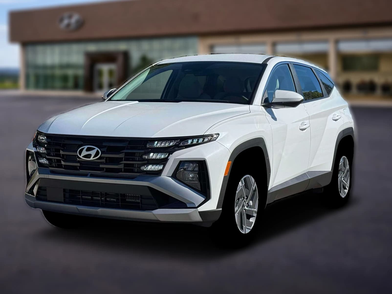 Hyundai Tucson Hybrid Blue SE AWD 2026 — side view