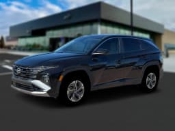 Hyundai Tucson Hybrid Blue SE AWD 2026 — side view