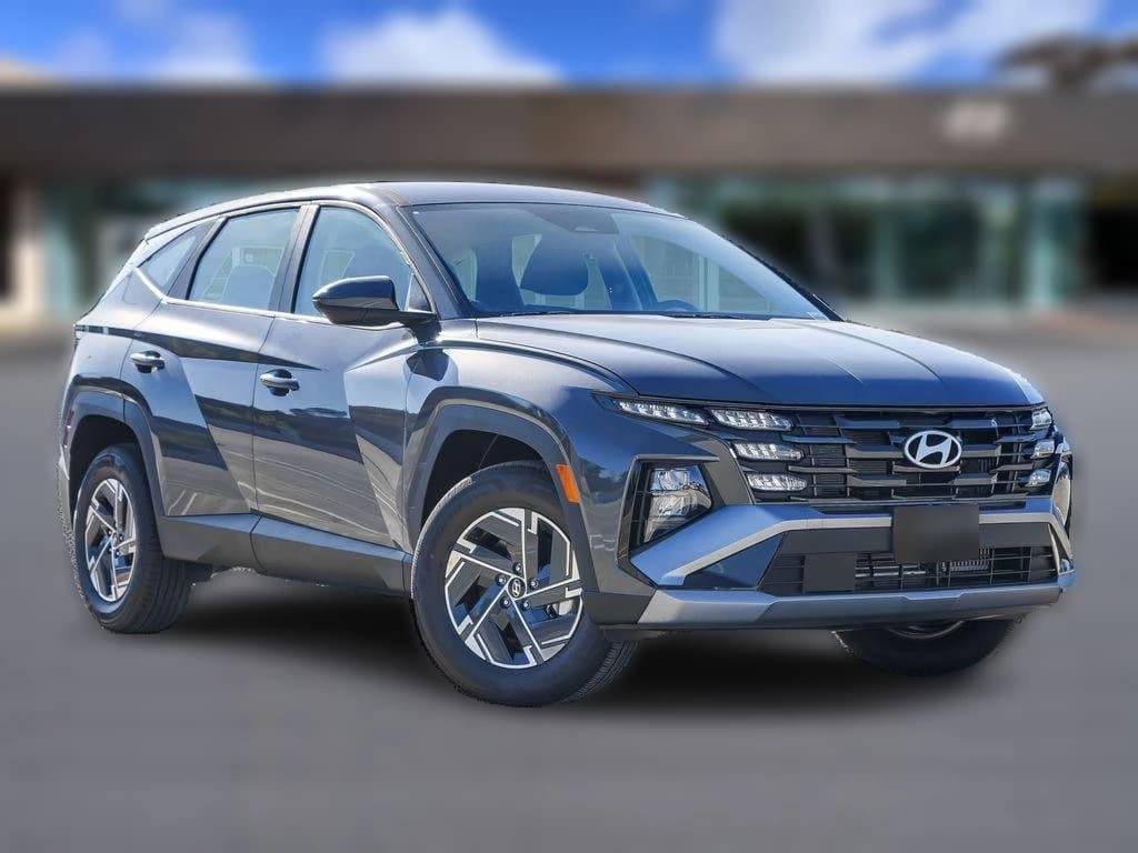 Hyundai Tucson Hybrid Blue SE AWD 2026 — side view