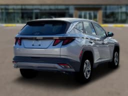 Hyundai Tucson Hybrid Blue SE AWD 2026 — side view