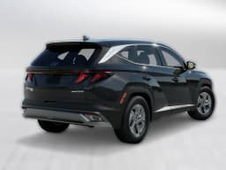 Hyundai Tucson Hybrid Blue SE AWD 2026 — side view