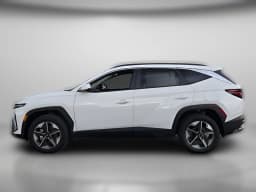 Hyundai Tucson Hybrid SEL AWD 2026 — side view