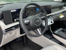 Hyundai Tucson Plug-In Hybrid SEL AWD 2026 — side view
