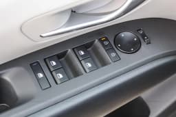 Hyundai Tucson Plug-In Hybrid SEL AWD 2026 — side view
