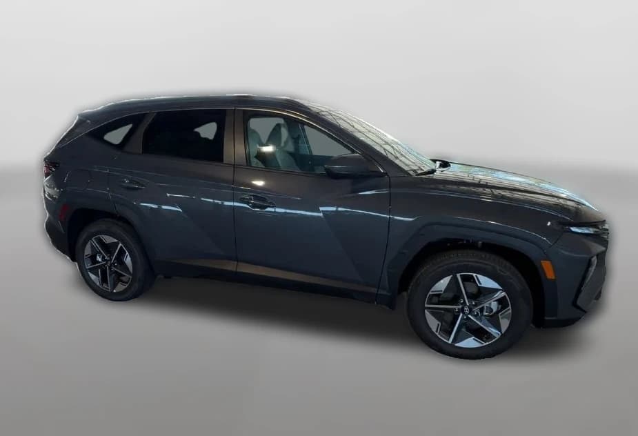 Hyundai Tucson Plug-In Hybrid SEL AWD 2026 — side view