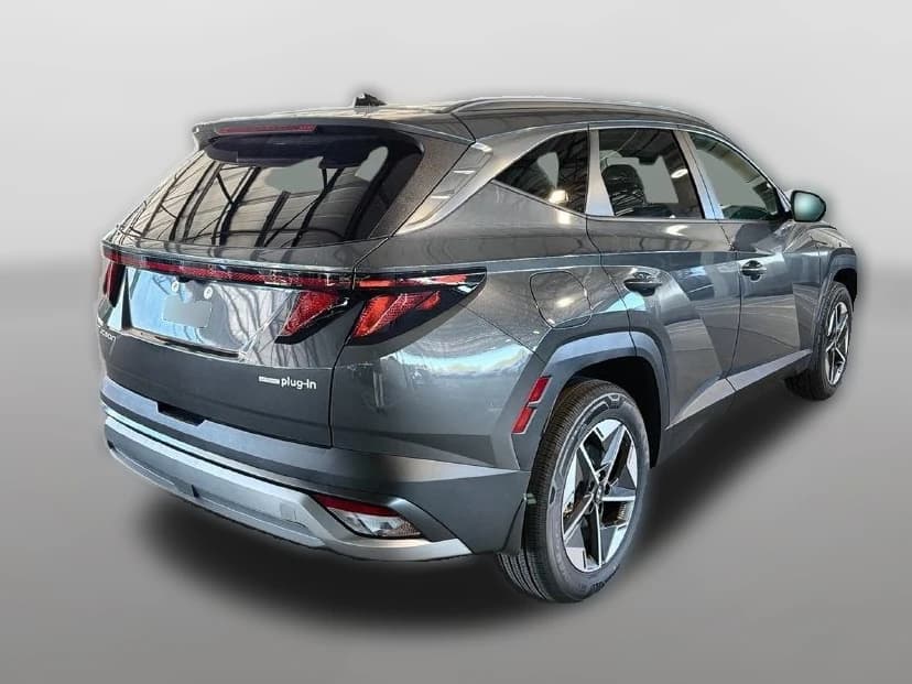 Hyundai Tucson Plug-In Hybrid SEL AWD 2026 — side view