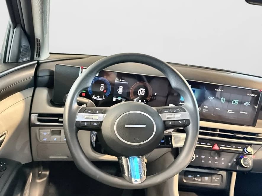 Hyundai Tucson Plug-In Hybrid SEL AWD 2026 — side view