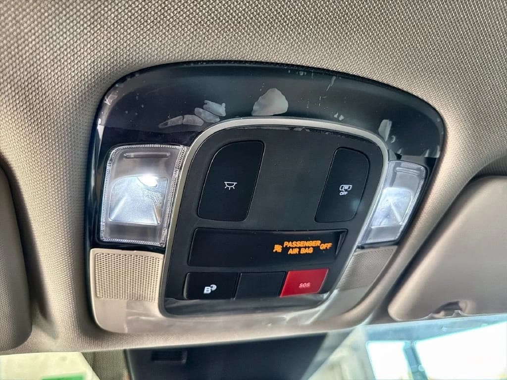 Hyundai Tucson Plug-In Hybrid SEL AWD 2026 — side view