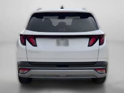 Hyundai Tucson Plug-In Hybrid SEL AWD 2026 — side view