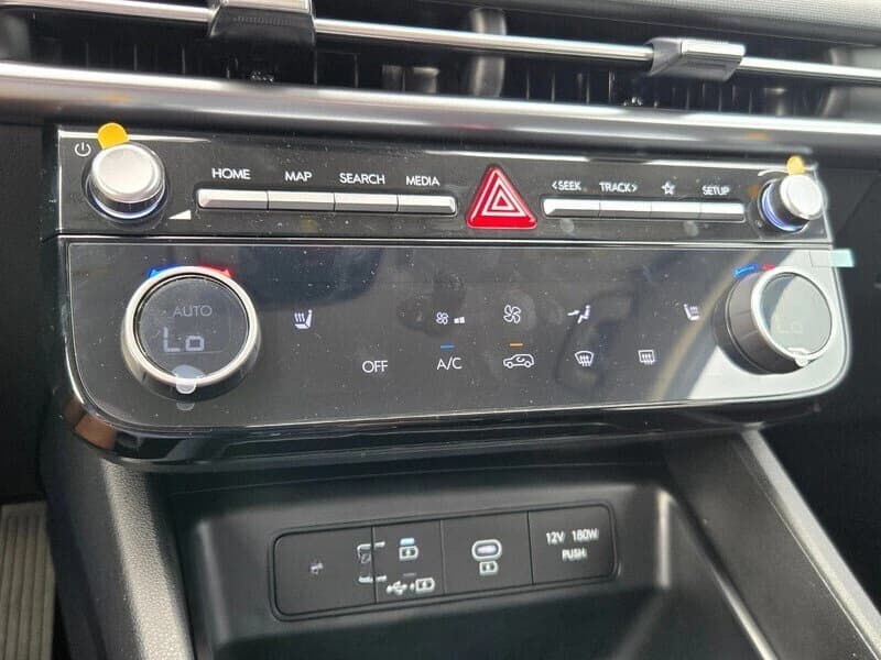 Hyundai Tucson Plug-In Hybrid SEL AWD 2026 — side view