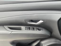 Hyundai Tucson Plug-In Hybrid SEL AWD 2026 — side view