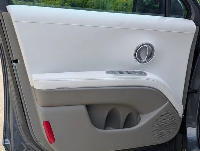 Hyundai Palisade SE FWD 2026 — side view