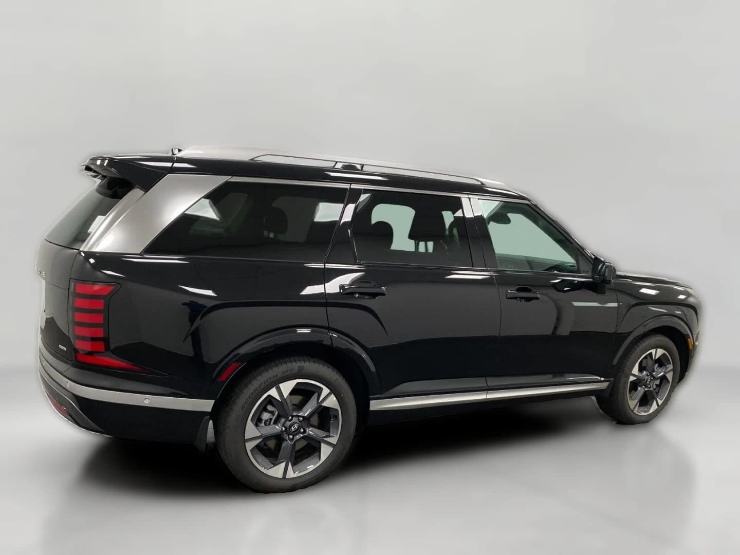 Hyundai Palisade Hybrid Limited AWD 2026 — side view
